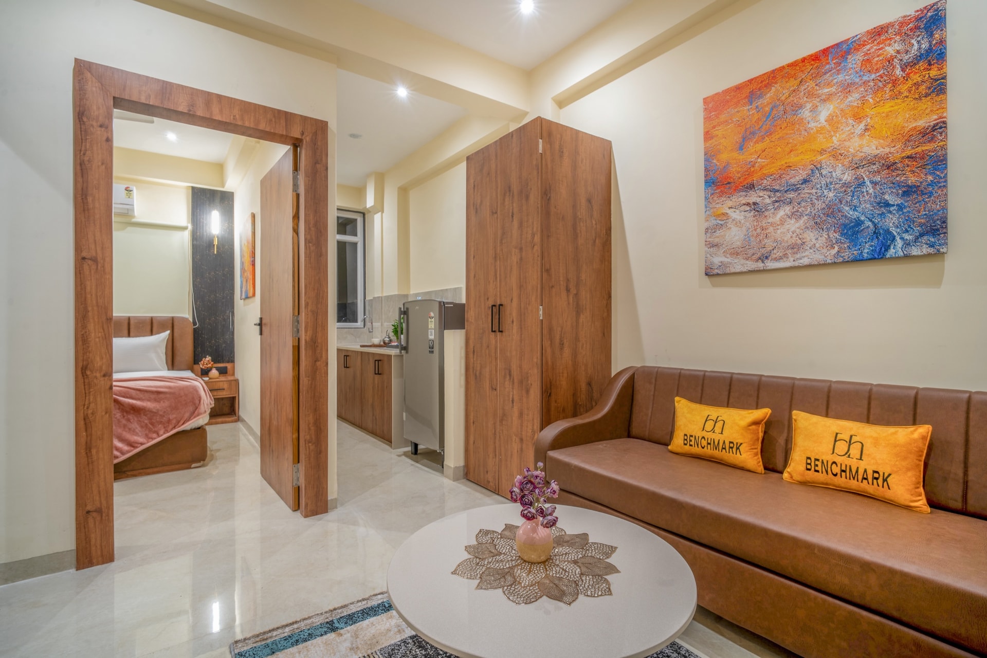 Benchmark Residence - Image 2