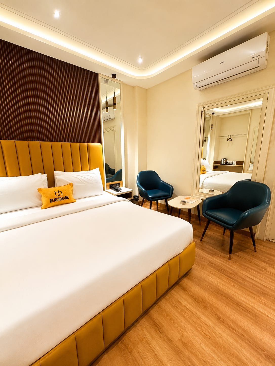 The Benchmark Hotel - Image 4