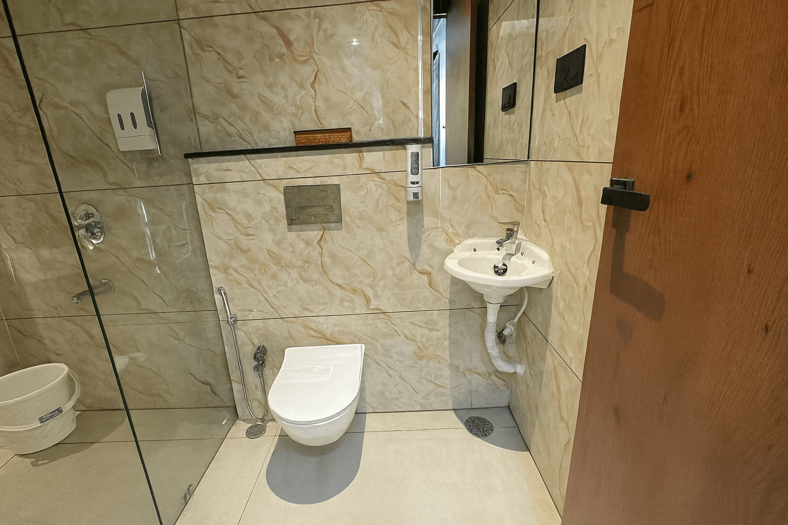 Suite Room With Jacuzzi — photo 4